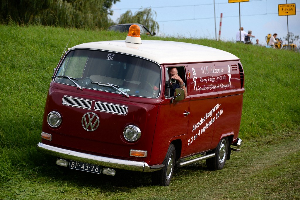 ../Images/Aircooled Bergharen 2016 141.jpg